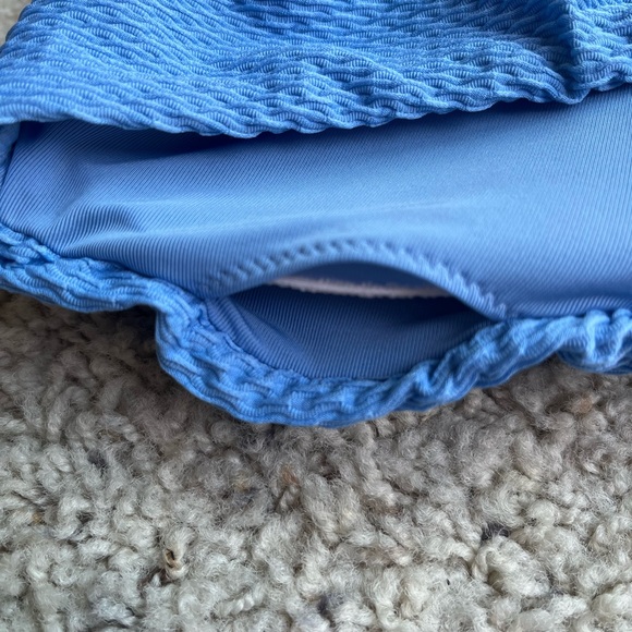 Offline Aerie Blue Lion Periwinkle Bikini Swimsuit One Shoulder Bandeau Large L - Picture 4 of 9